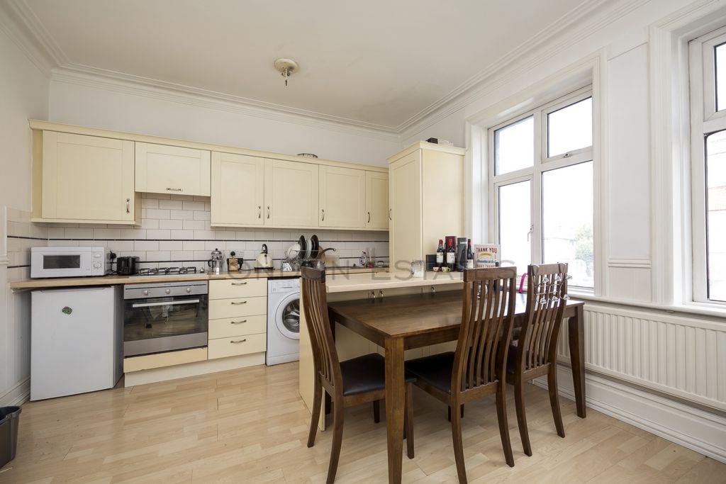 Property photo 1 of 7 Photo 1