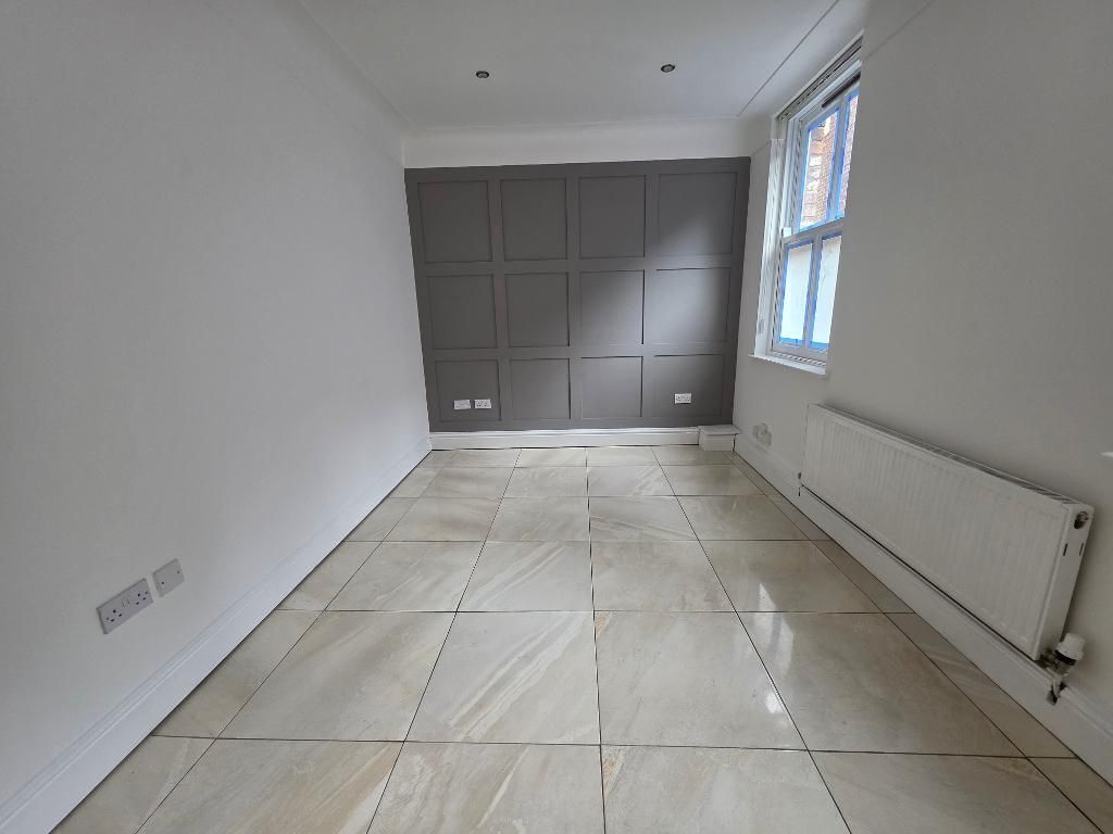 Property photo 3 of 8 Photo 3