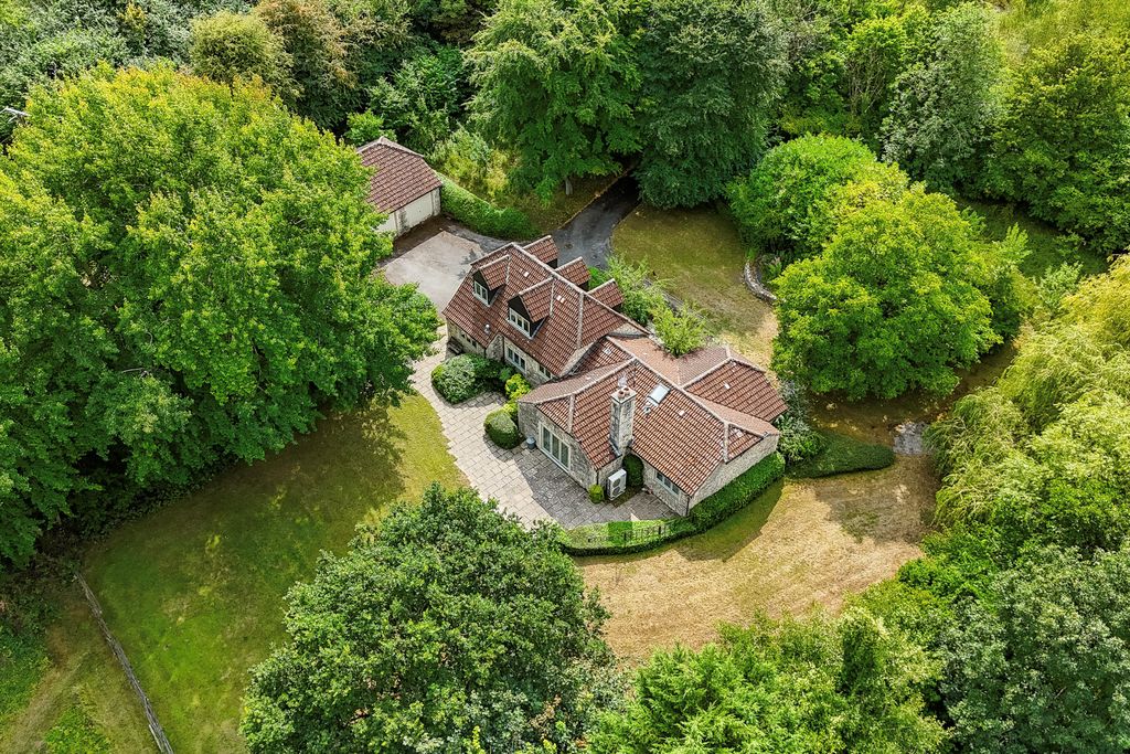 Property photo 1 of 27 Image