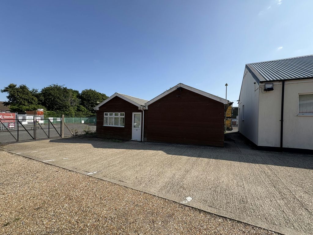 Property photo 2 of 5 Img_0037.Jpg