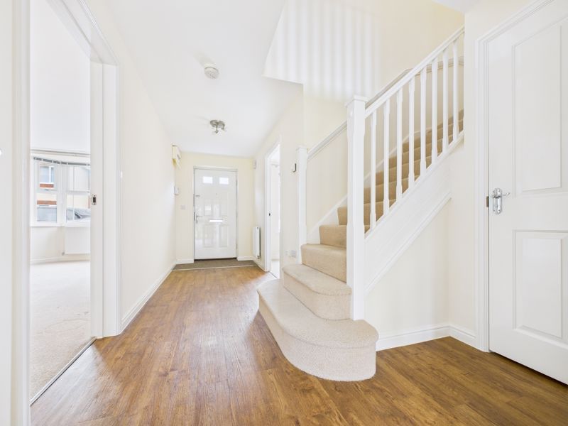 Property photo 2 of 20 Entrance