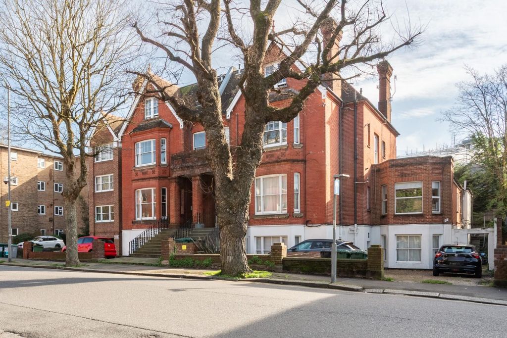 Property photo 1 of 18 Stanford Avenue-17.Jpg