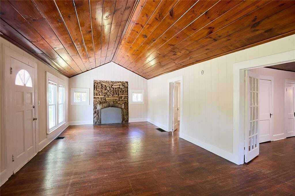 Property photo 2 of 17 <Alttext/>