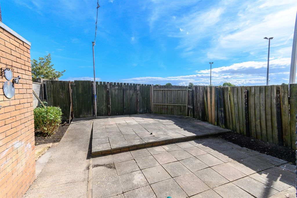 Property photo 3 of 17 Rear Garden