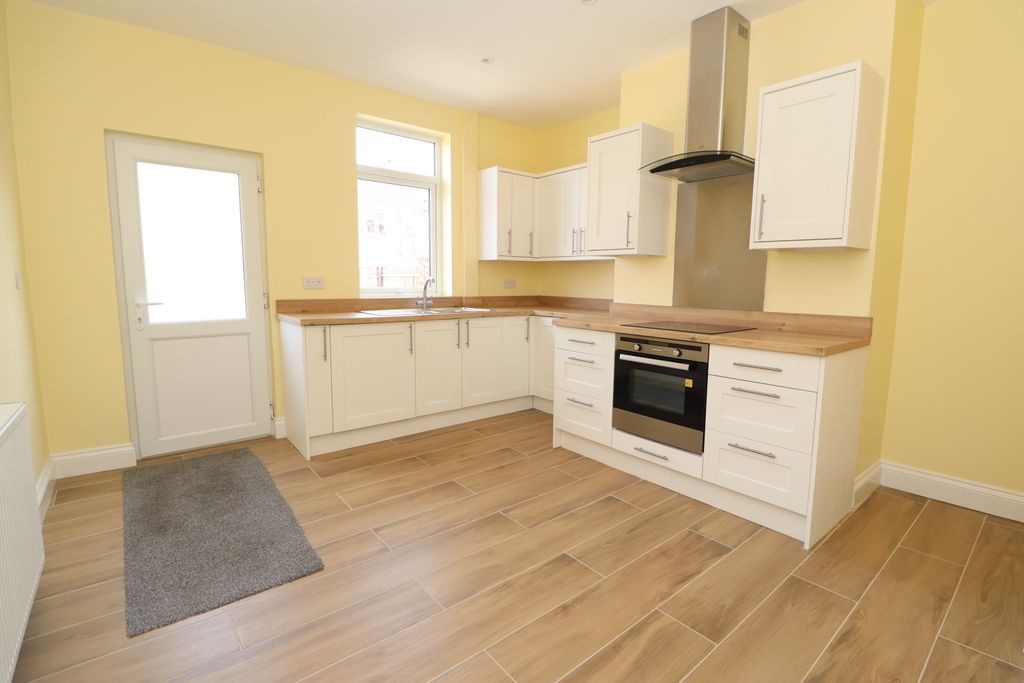 Property photo 2 of 8 Img_4963