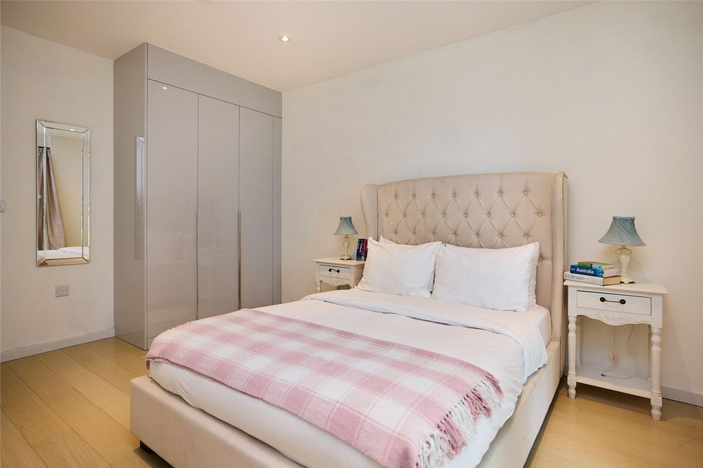 Property photo 1 of 10 Picture No. 02