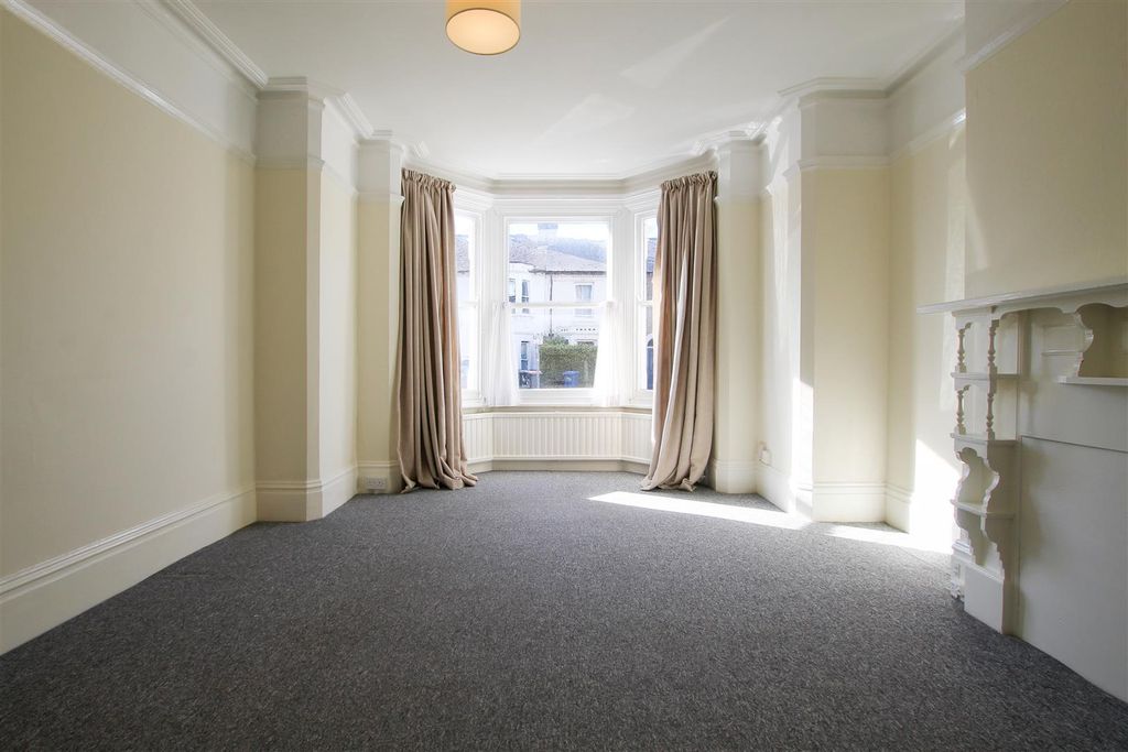 Property photo 3 of 22 Img_2192.Jpg