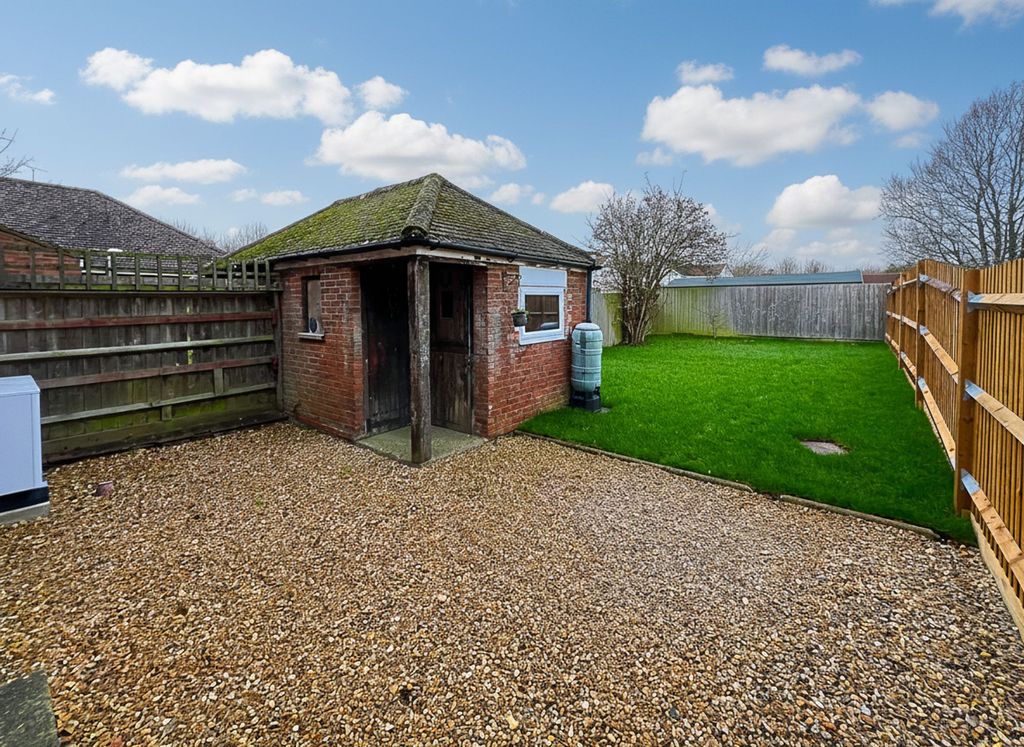 Property photo 2 of 11