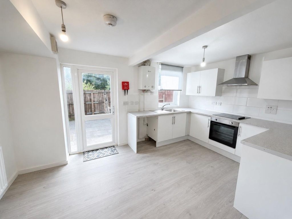 Property photo 3 of 15 44Pw12.Jpg