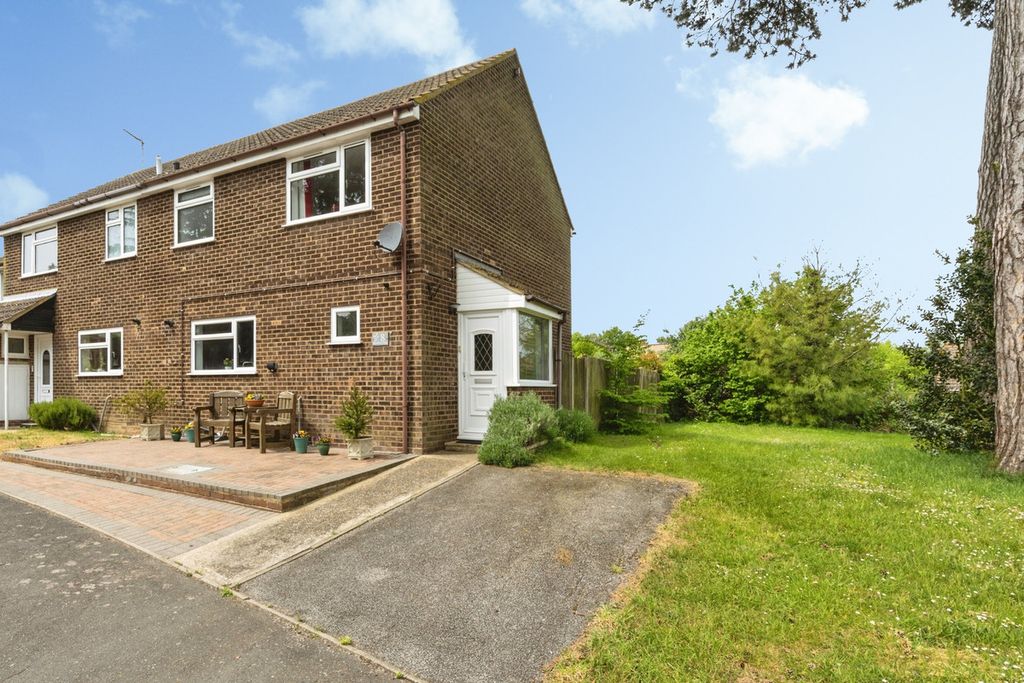 Property photo 1 of 26