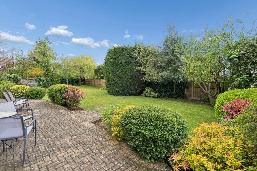 Property photo 3 of 16