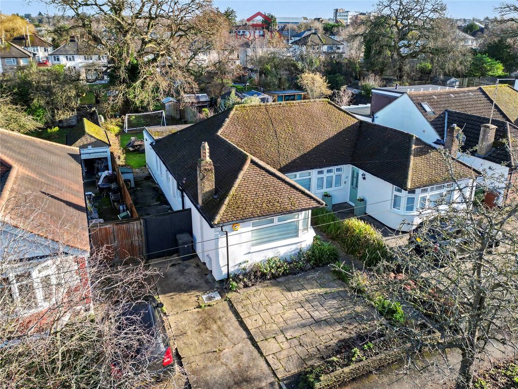 Property photo 3 of 31 Picture No. 14