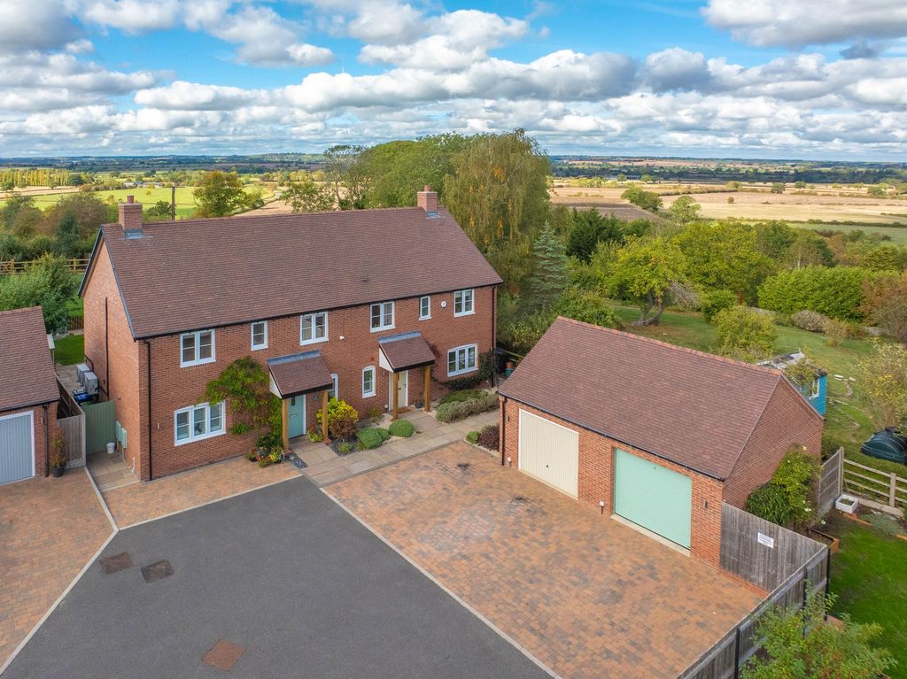 Property photo 1 of 34