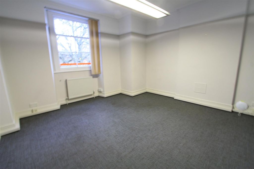 Property photo 2 of 5 Img_9528.Jpg
