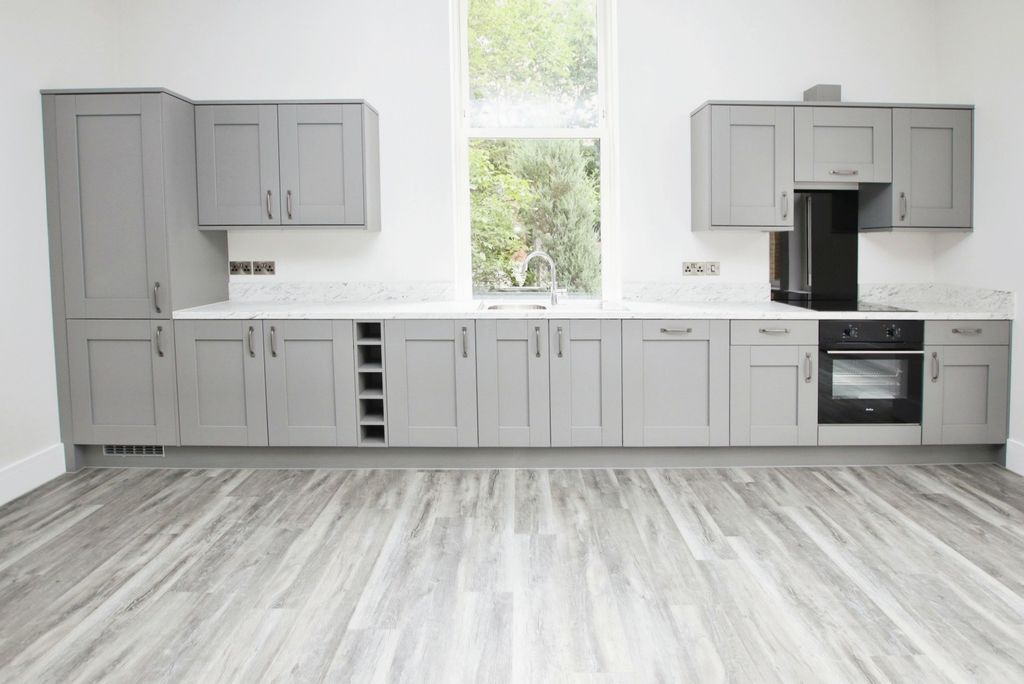 Property photo 3 of 14 4882614