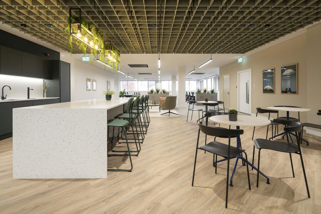 Property photo 1 of 18 MC42425520Hr.Jpg