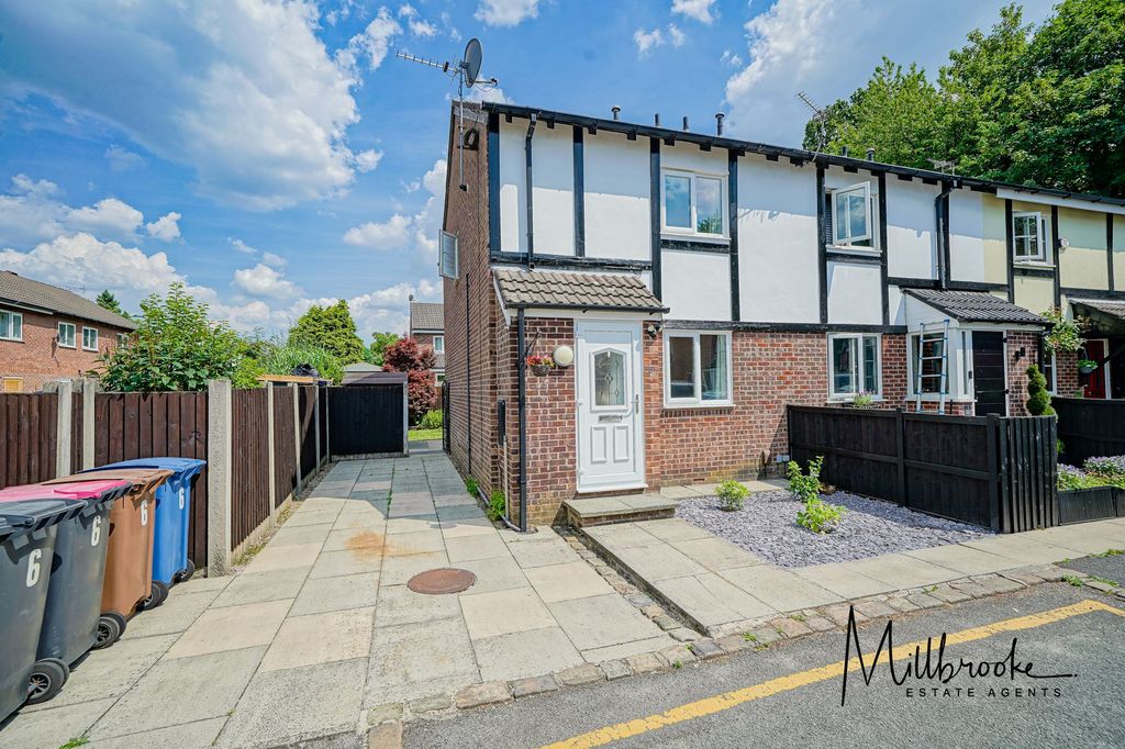 Property photo 1 of 18