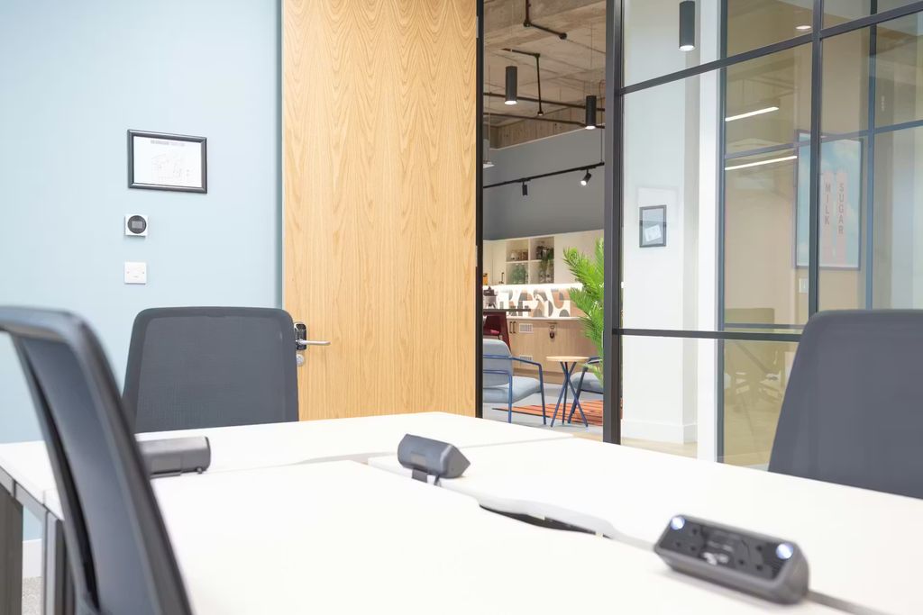 Property photo 2 of 10 Office