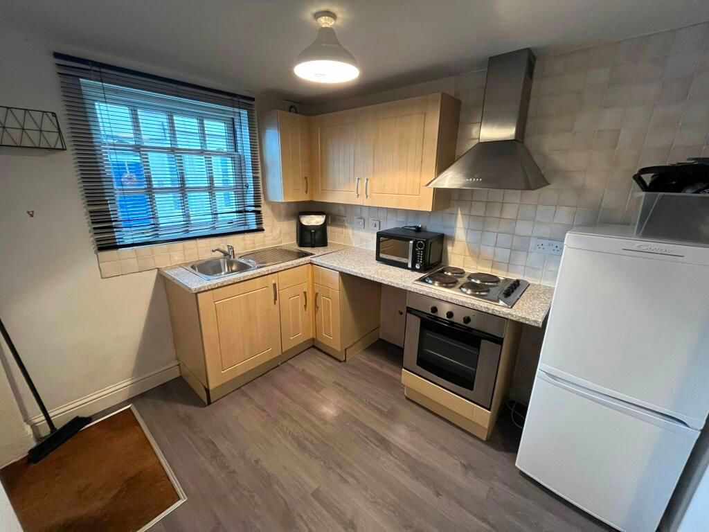 Property photo 2 of 7