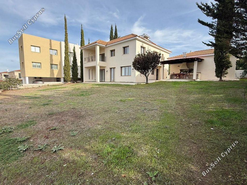 Property photo 3 of 69