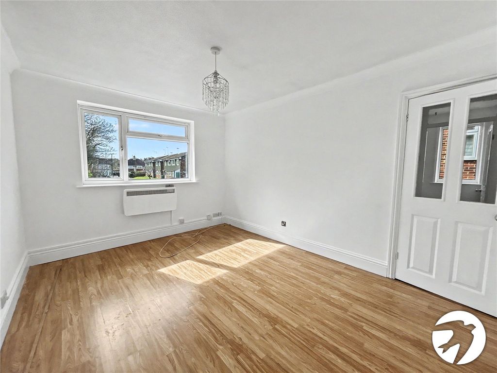 Property photo 2 of 14 Picture No. 46