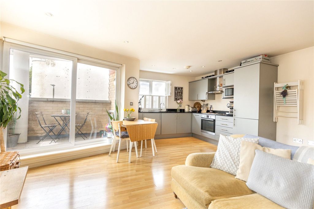 Property photo 1 of 7 Reception-Kitchen