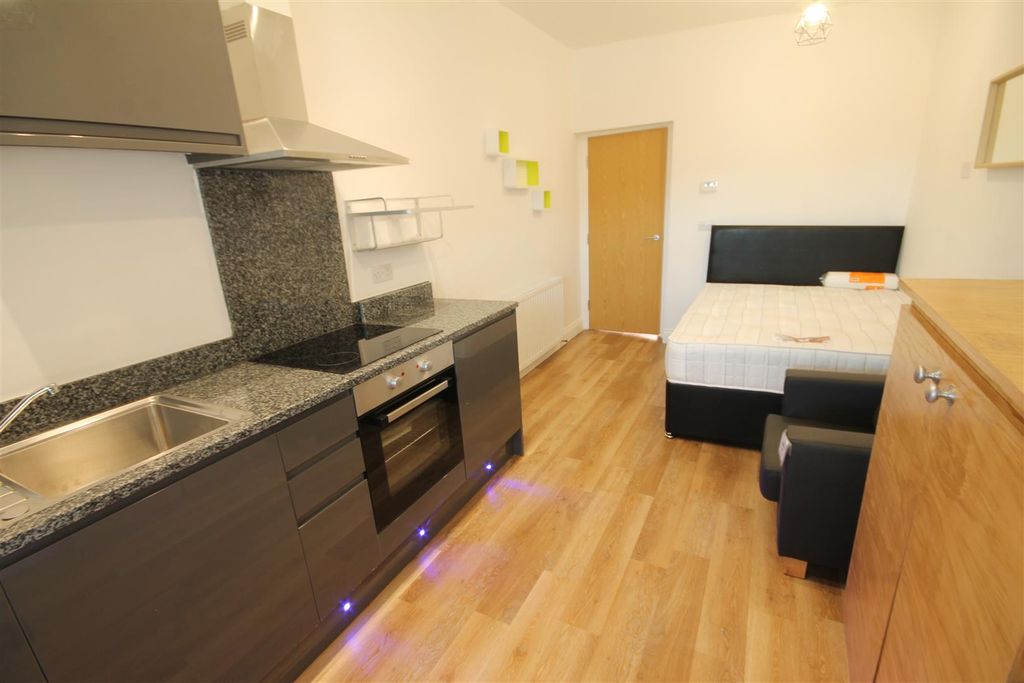 Property photo 2 of 9 1.Jpg