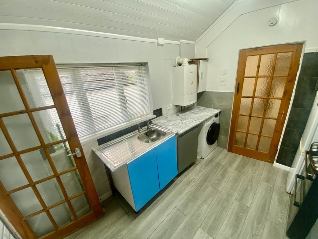 Property photo 1 of 20 Img_3175