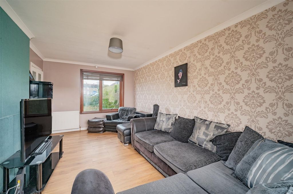 Property photo 2 of 11 137 Dunholm Road Dundee-7.Jpg