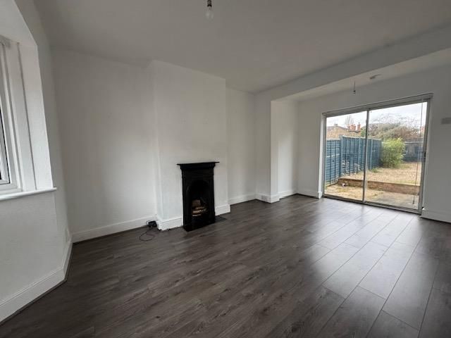 Property photo 2 of 10 Reception Room