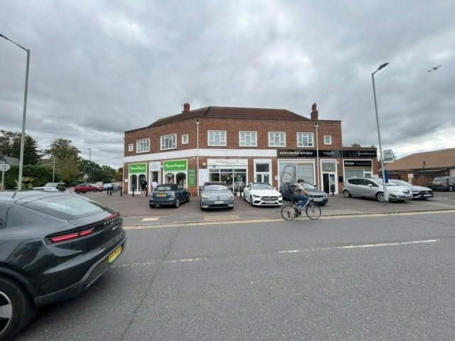 Property photo 1 of 4 Parade Frontage i.Jpg