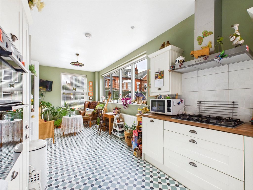 Property photo 3 of 28 Picture No. 09