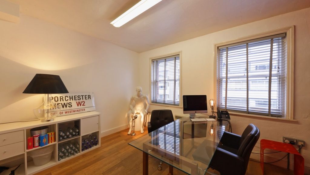 Property photo 3 of 6