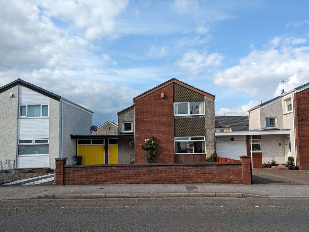 Property photo 2 of 34