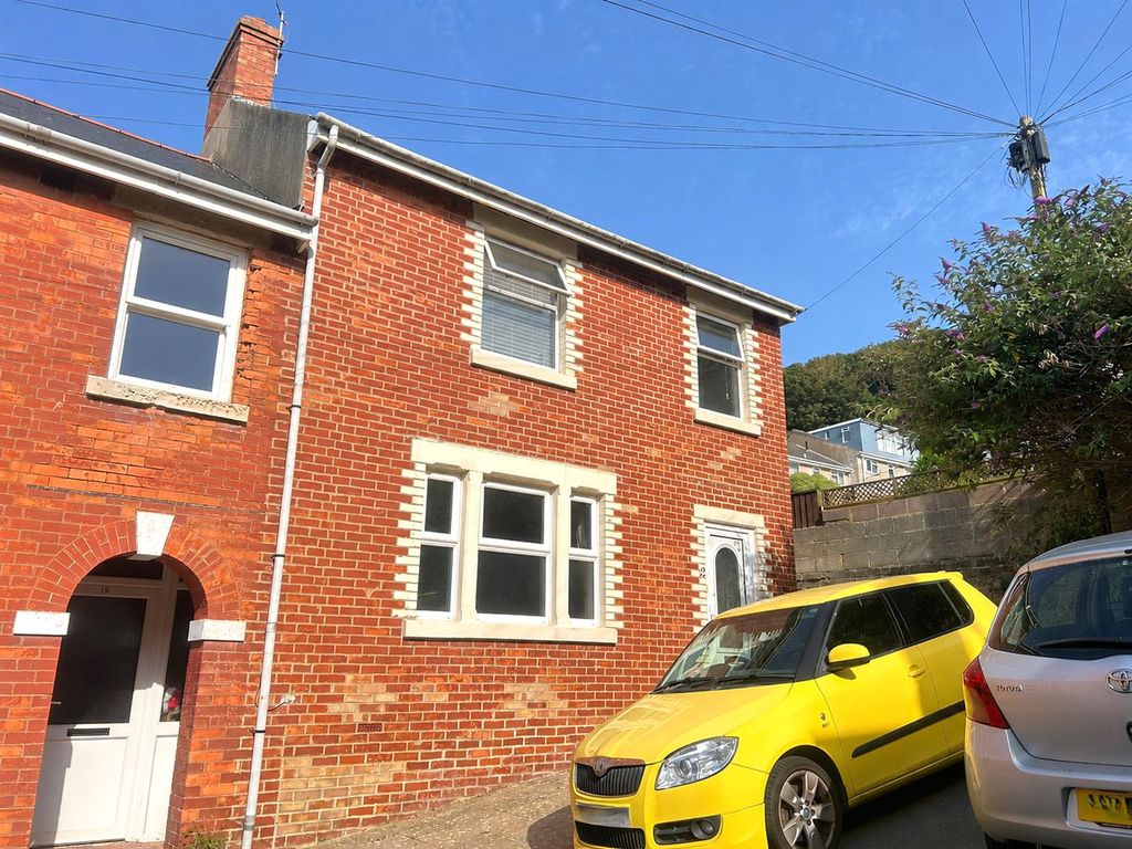 Property photo 1 of 18 1