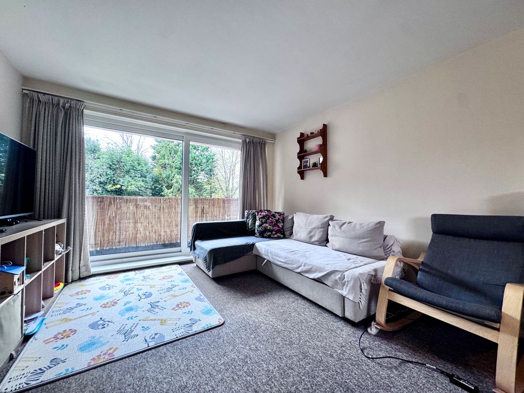 Property photo 3 of 9