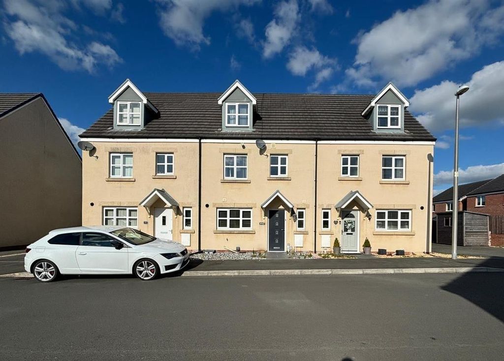 Property photo 1 of 17 Gsycmahl.Png