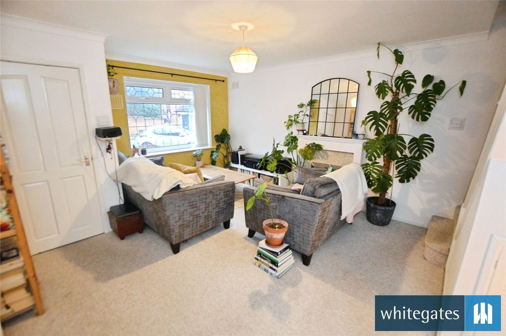 Property photo 3 of 18 Picture No. 05