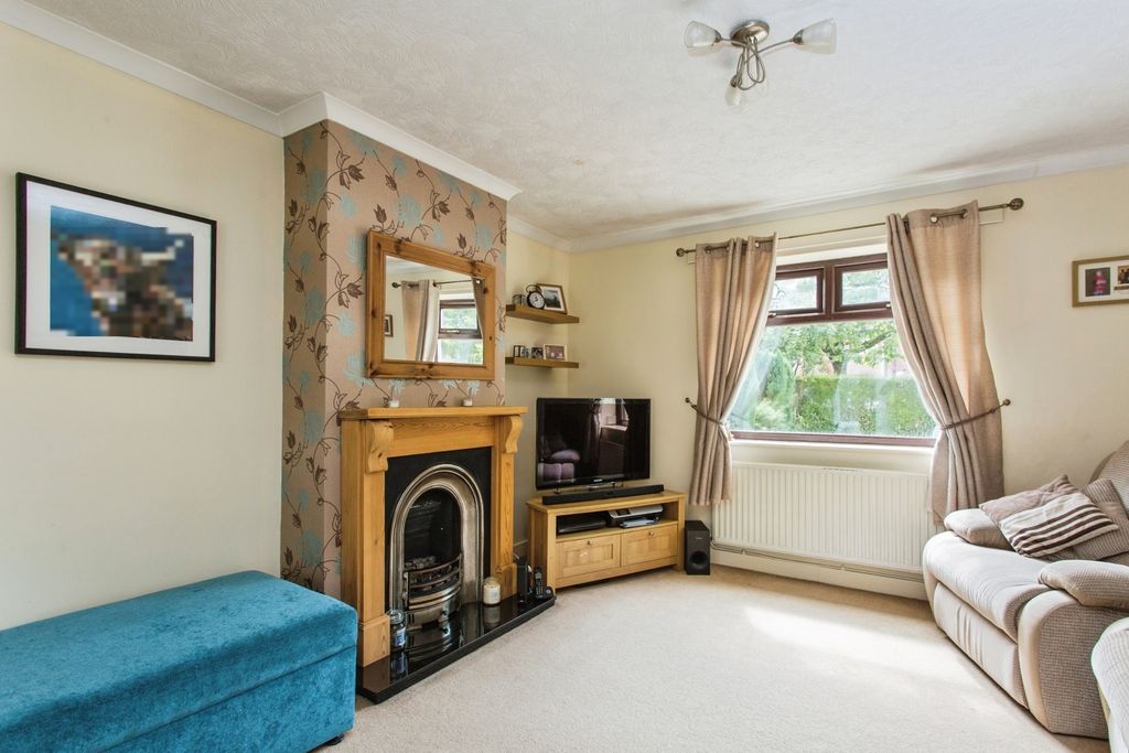 Property photo 2 of 16 Photo