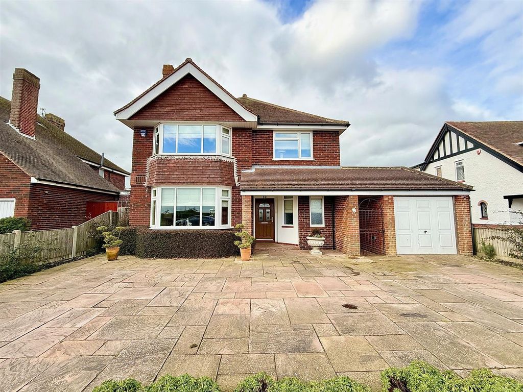 Property photo 1 of 28 Front