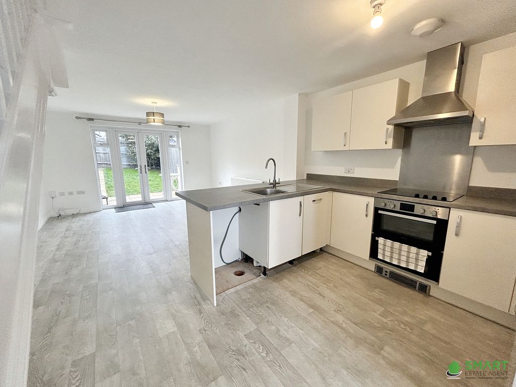 Property photo 2 of 10 Img_5421