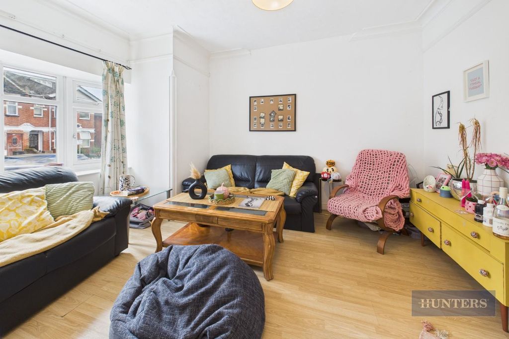 Property photo 3 of 13 Cam05152G0-Pr0285-Still001.Jpg