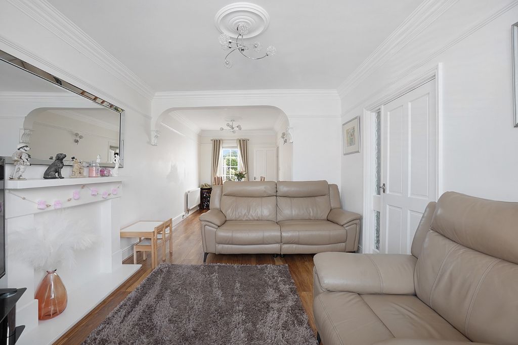 Property photo 3 of 21 4447088