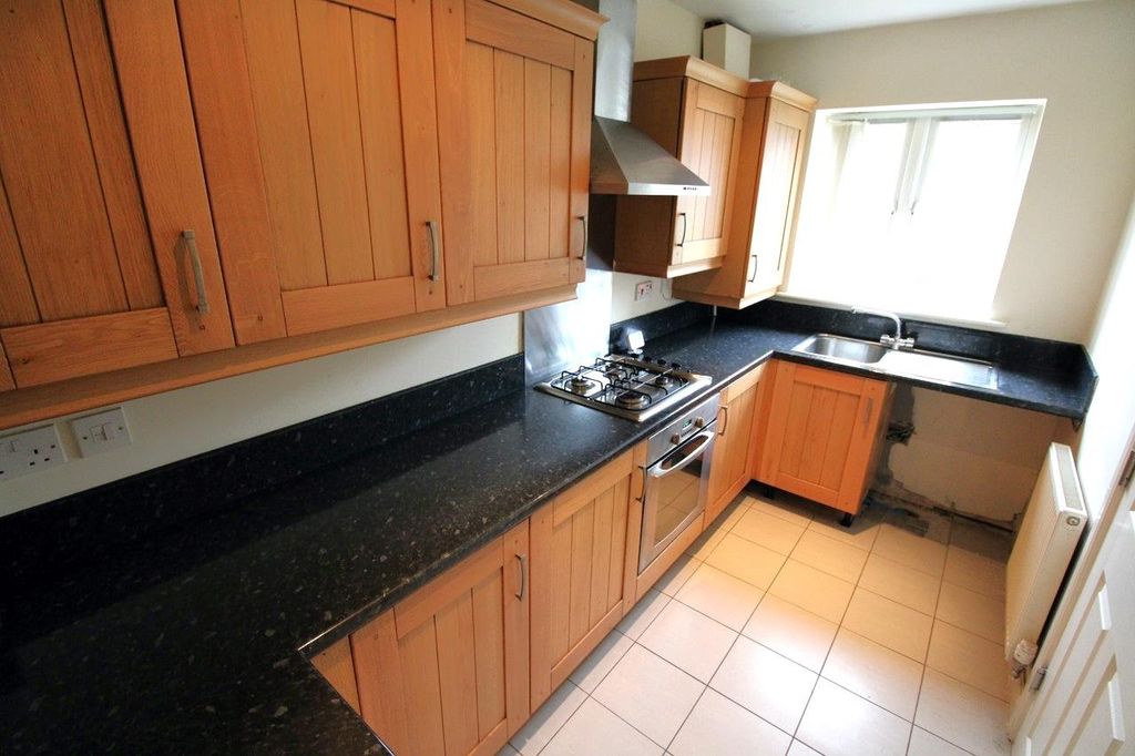 Property photo 2 of 15 Kitchen