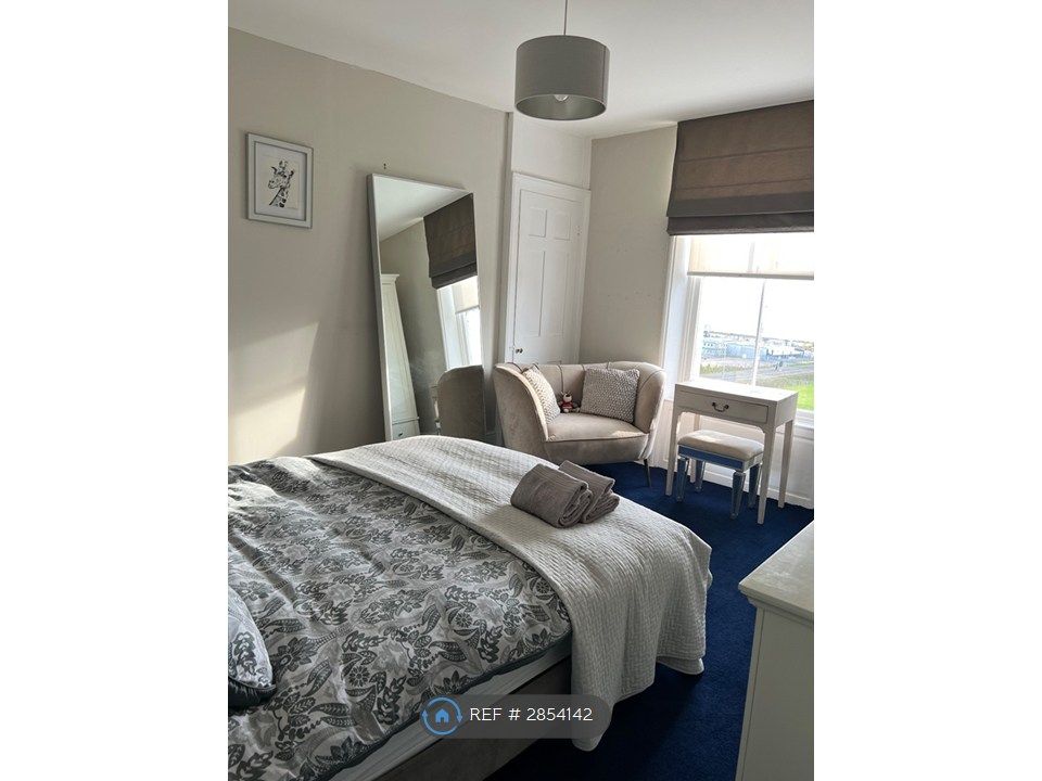 Property photo 2 of 4