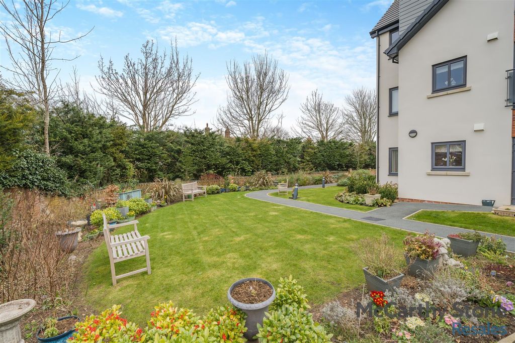Additional image 12 of 1 bed flat for saleBurlington Gardens, Leyland PR25