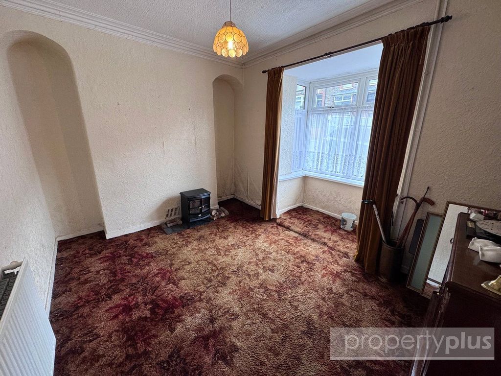 Property photo 2 of 12 Picture No. 07