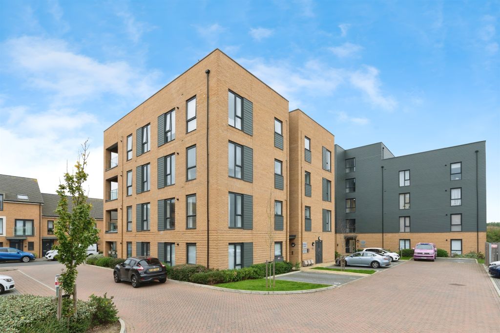 Property photo 2 of 13