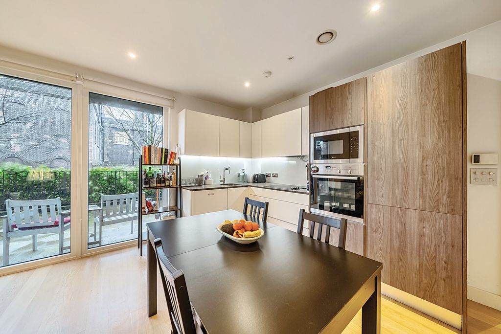 Property photo 1 of 16 Kitchen