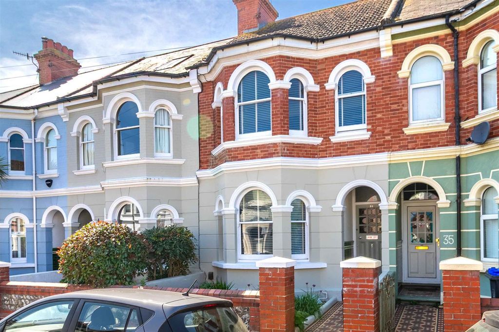 Property photo 1 of 19 Eastcourtb.Jpg